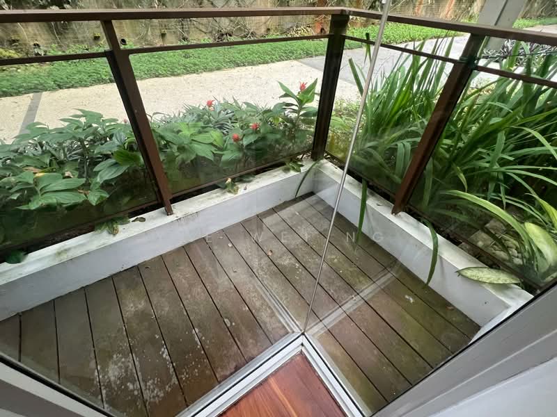 Floridian, 977 Bukit Timah Road, 2 Bedrooms, 904 sqft, Condominium For Sale, by Yee Wei Ng, 500106625 - Balcony - PropertyGuru.com.sg