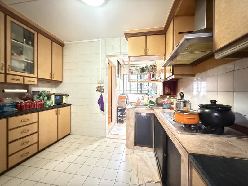 680 Woodlands Avenue 6, 680 Woodlands Avenue 6, 3 Bedrooms, 1,098 sqft, HDB Flat For Sale, by Nancy See, 500106626 - Kitchen - PropertyGuru.com.sg