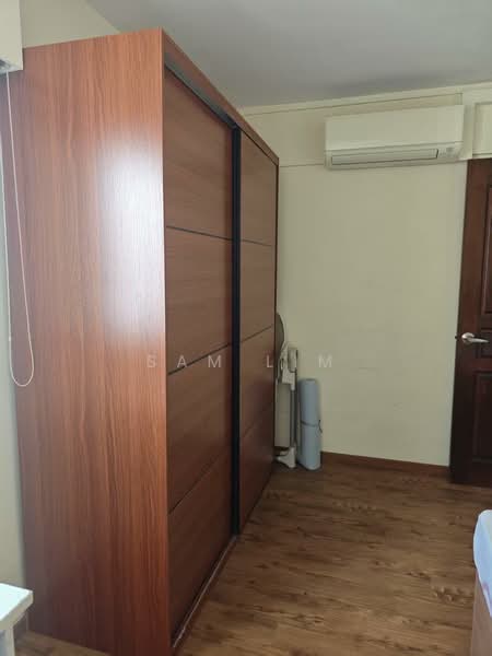 402 Bedok North Avenue 3, 402 Bedok North Avenue 3, Room Rental, 107 sqft, HDB Flat For Rent, by Sam Lim, 500106635 - Bedroom - PropertyGuru.com.sg