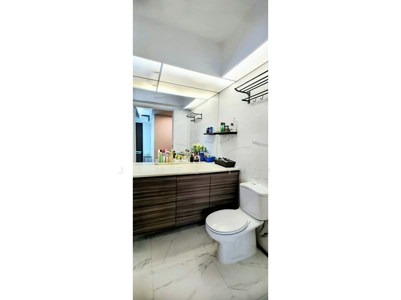 113A McNair Towers, 113A Mcnair Road, 3 Bedrooms, 1,001 sqft, HDB Flat For Sale, by James Yeo, 500106639 - Bathroom - PropertyGuru.com.sg
