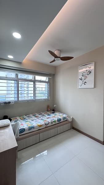 422B Northshore Dr, 422B Northshore Dr, 3 Bedrooms, 1,001 sqft, HDB Flat For Sale, by Irene Yeo, 500106640 - Bedroom - PropertyGuru.com.sg