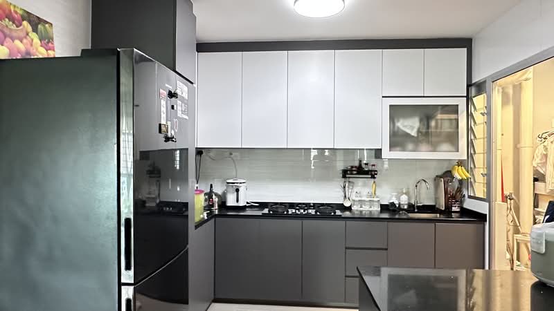 422B Northshore Dr, 422B Northshore Dr, 3 Bedrooms, 1,001 sqft, HDB Flat For Sale, by Irene Yeo, 500106640 - Kitchen - PropertyGuru.com.sg