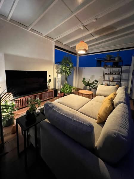 Natura @ Hillview, 18 Hillview Terrace, 2 Bedrooms, 1,098 sqft, Condominium For Sale, by Andre Sion, 500106643 - Living Room - PropertyGuru.com.sg