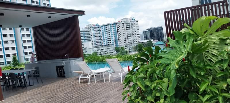 NoMa, 56 Lorong 28 Geylang, Room Rental, 60 sqft, Condominium For Rent, by Andy Cheuk, 500106651 - Pool - PropertyGuru.com.sg
