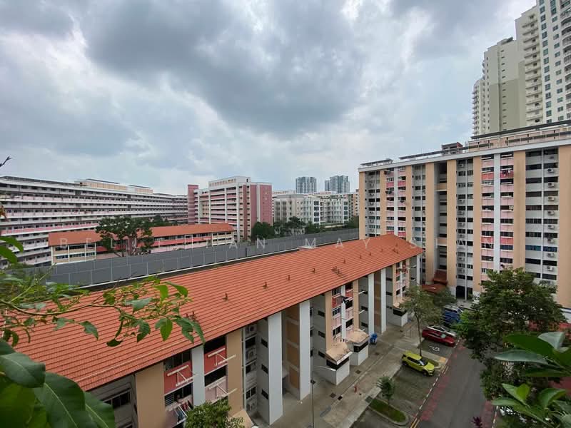 512 Bukit Batok Street 52, 512 Bukit Batok Street 52, 3 Bedrooms, 1,572 sqft, HDB Flat For Rent, by Belle Tan May Sian, 500106656 - Exterior - PropertyGuru.com.sg