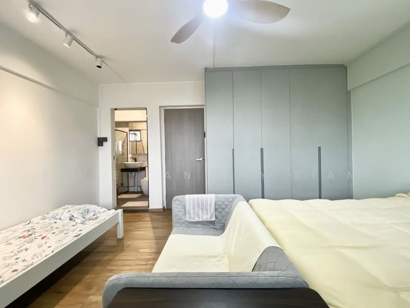 512 Bukit Batok Street 52, 512 Bukit Batok Street 52, 3 Bedrooms, 1,572 sqft, HDB Flat For Rent, by Belle Tan May Sian, 500106656 - Bedroom - PropertyGuru.com.sg