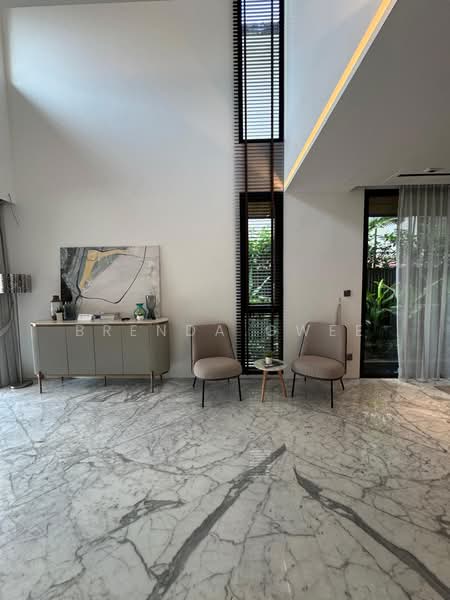 82 Fernhill close, , 7 Bedrooms, 5,642 sqft, Semi-Detached House For Sale, by Brenda Gwee, 500106669 - PropertyGuru.com.sg