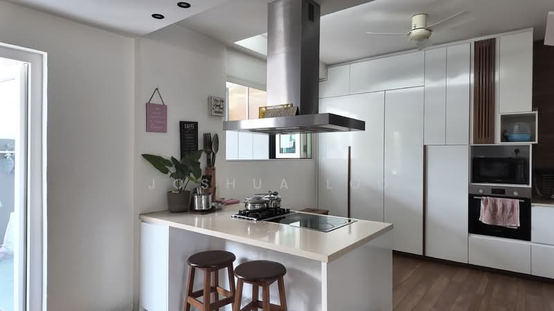 ⭐️⭐️LANDED7772@ Marine Terrace MRT Renovated Corner Terrace, East Coast Road, 4 Bedrooms, 3,400 sqft, Corner Terrace For Sale, by Joshua Loo, 500106675 - Kitchen - PropertyGuru.com.sg