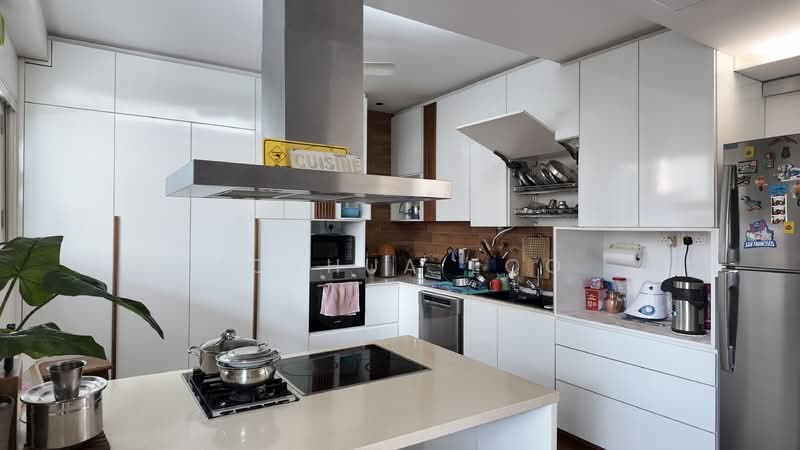 ⭐️⭐️LANDED7772@ Marine Terrace MRT Renovated Corner Terrace, East Coast Road, 4 Bedrooms, 3,400 sqft, Corner Terrace For Sale, by Joshua Loo, 500106675 - Kitchen - PropertyGuru.com.sg