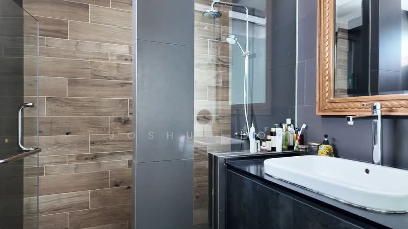 ⭐️⭐️LANDED7772@ Marine Terrace MRT Renovated Corner Terrace, East Coast Road, 4 Bedrooms, 3,400 sqft, Corner Terrace For Sale, by Joshua Loo, 500106675 - Bathroom - PropertyGuru.com.sg