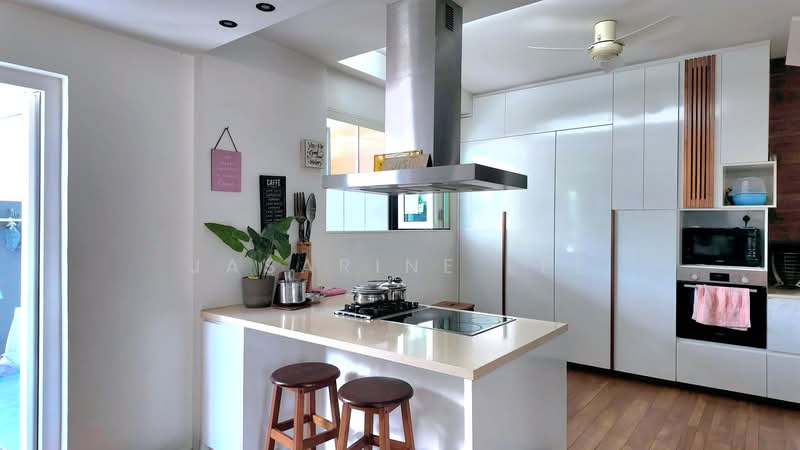 ⭐️⭐️Landed7772 @ Corner Terrace, , 4 Bedrooms, 3,400 sqft, Corner Terrace For Sale, by Jasarine Lee, 500106679 - Kitchen - PropertyGuru.com.sg