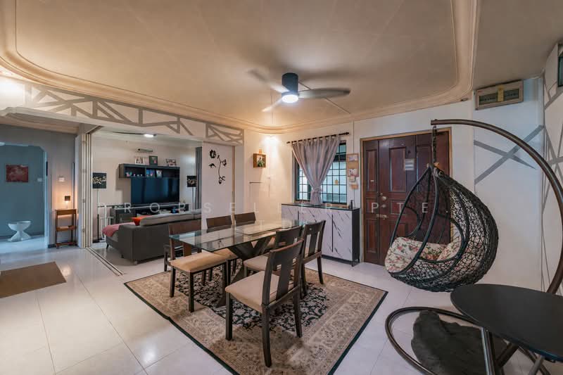 313 Sembawang Drive, 313 Sembawang Drive, 3 Bedrooms, 1,087 sqft, HDB Flat For Sale, by KOH YONG JIAN, 500106680 - Living Room - PropertyGuru.com.sg