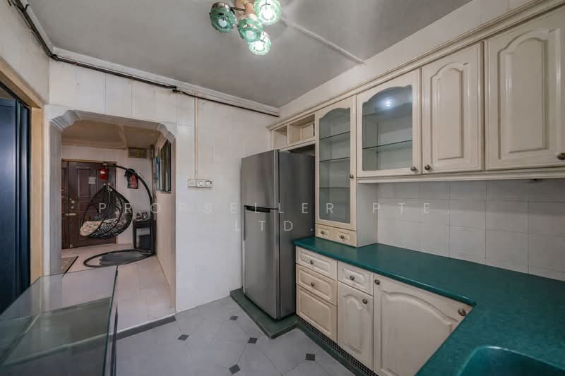 313 Sembawang Drive, 313 Sembawang Drive, 3 Bedrooms, 1,087 sqft, HDB Flat For Sale, by KOH YONG JIAN, 500106680 - Kitchen - PropertyGuru.com.sg