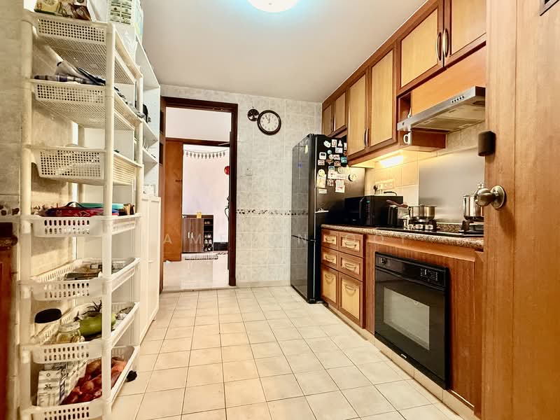 Casafina, 211 Bedok South Ave 1, 2 Bedrooms, 1,141 sqft, Condominium For Rent, by Jameson Ooi, 500106689 - Kitchen - PropertyGuru.com.sg