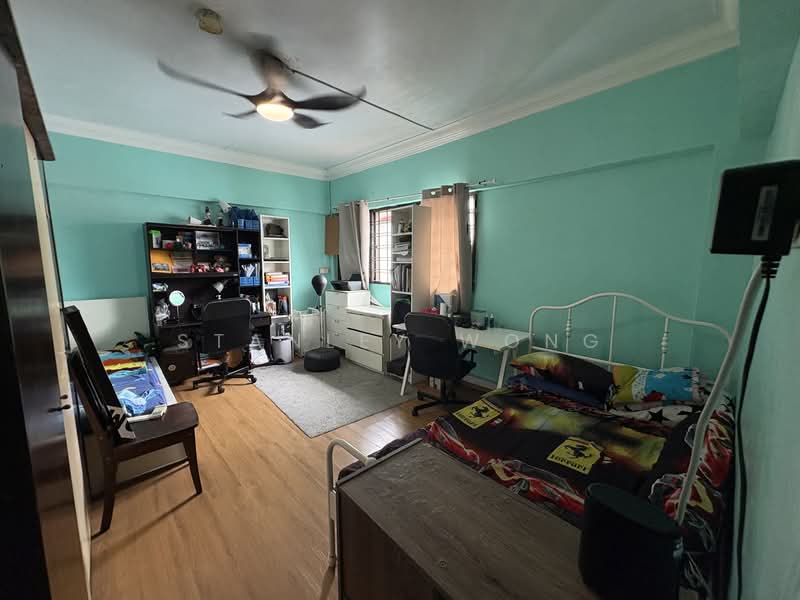 309 Jurong East Street 32, 309 Jurong East Street 32, 3 Bedrooms, 1,463 sqft, HDB Flat For Sale, by Stanley Wong, 500106696 - Bedroom - PropertyGuru.com.sg