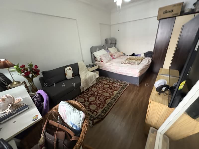 309 Jurong East Street 32, 309 Jurong East Street 32, 3 Bedrooms, 1,463 sqft, HDB Flat For Sale, by Stanley Wong, 500106696 - Bedroom - PropertyGuru.com.sg