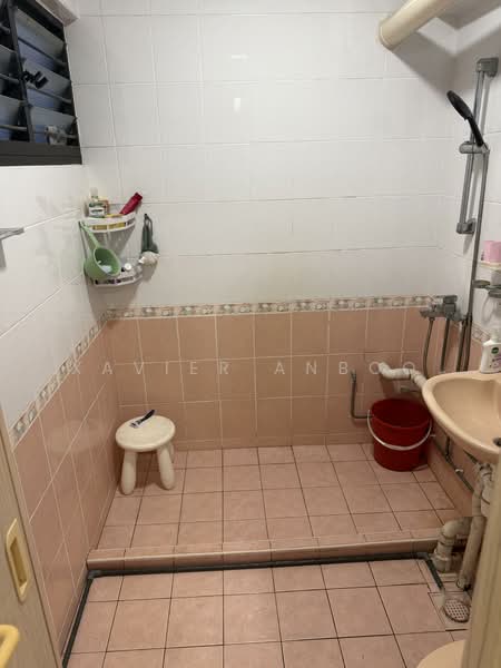1 Teck Whye Avenue, 1 Teck Whye Avenue, 2 Bedrooms, 721 sqft, HDB Flat For Sale, by Xavier Anboo, 500106701 - Bathroom - PropertyGuru.com.sg