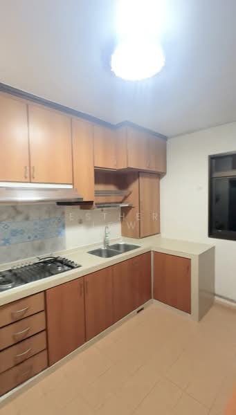 311C Anchorvale Lane, 311C Anchorvale Lane, 3 Bedrooms, 970 sqft, HDB Flat For Rent, by Esther Low, 500106704 - Kitchen - PropertyGuru.com.sg