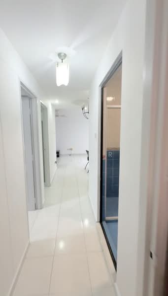 311C Anchorvale Lane, 311C Anchorvale Lane, 3 Bedrooms, 970 sqft, HDB Flat For Rent, by Esther Low, 500106704 - Corridor - PropertyGuru.com.sg