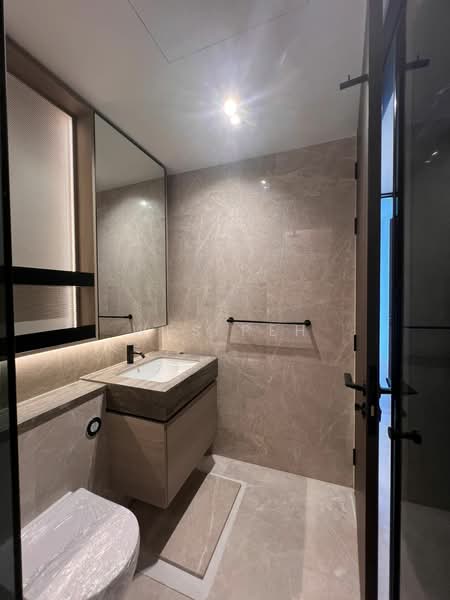 The Reef at King's Dock, 6 Harbourfront Avenue, 3 Bedrooms, 1,249 sqft, Condominium For Sale, by Wes Peh, 500106708 - Bathroom - PropertyGuru.com.sg