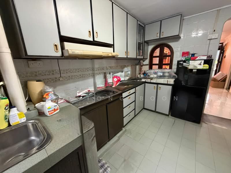 10 Haig Road, 10 Haig Road, 2 Bedrooms, 699 sqft, HDB Flat For Sale, by Yeo Tong Boon, 500106712 - Kitchen - PropertyGuru.com.sg