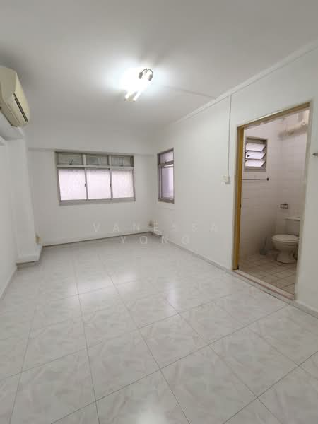 302 Canberra Road, 302 Canberra Road, 3 Bedrooms, 979 sqft, HDB Flat For Sale, by Vanessa Yong, 500106713 - Interior - PropertyGuru.com.sg