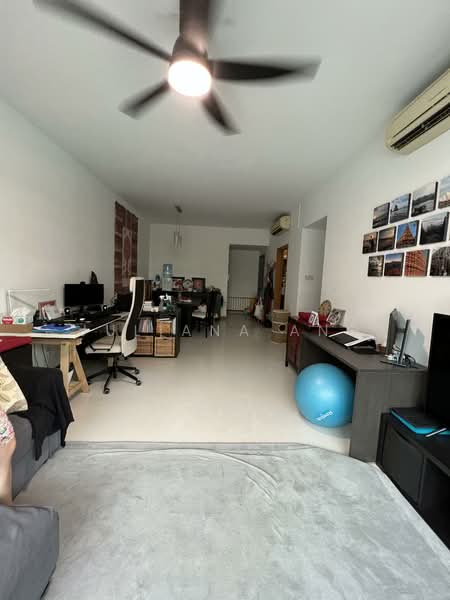 The Waterina, 51 Lorong 40 Geylang, 3 Bedrooms, 1,378 sqft, Condominium For Rent, by Juliana Ang, 500106730 - Living Room - PropertyGuru.com.sg