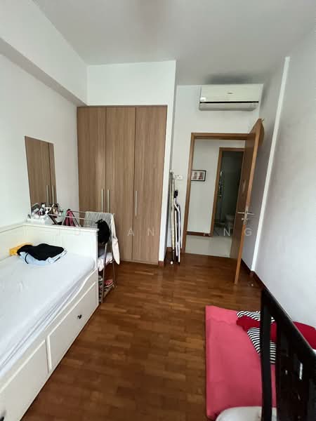 The Waterina, 51 Lorong 40 Geylang, 3 Bedrooms, 1,378 sqft, Condominium For Rent, by Juliana Ang, 500106730 - Bedroom - PropertyGuru.com.sg