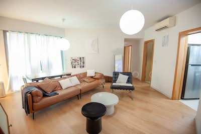 For Sale - Eight Courtyards