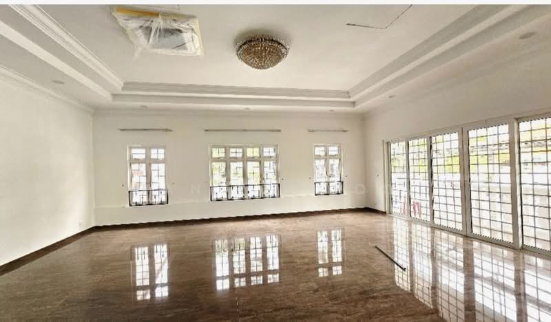 Goodman Road/Wimbourne Road, , 7 Bedrooms, 10,500 sqft, Detached House For Sale, by Tan Yee Joo, 500106743 - Living Room - PropertyGuru.com.sg