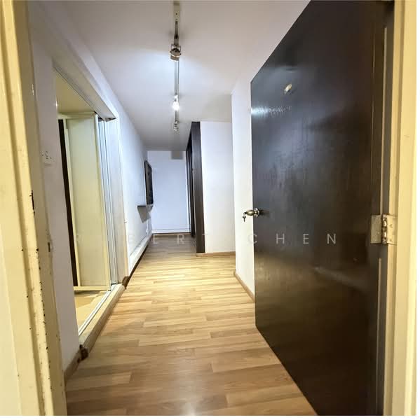 507C Wellington Circle, 507C Wellington Circle, 3 Bedrooms, 1,184 sqft, HDB Flat For Sale, by Robert Chen, 500106746 - Corridor - PropertyGuru.com.sg