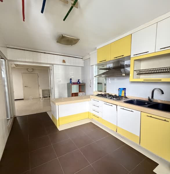 507C Wellington Circle, 507C Wellington Circle, 3 Bedrooms, 1,184 sqft, HDB Flat For Sale, by Robert Chen, 500106746 - Kitchen - PropertyGuru.com.sg