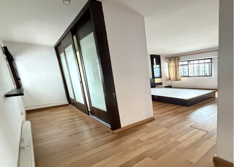 507C Wellington Circle, 507C Wellington Circle, 3 Bedrooms, 1,184 sqft, HDB Flat For Sale, by Robert Chen, 500106746 - Bedroom - PropertyGuru.com.sg
