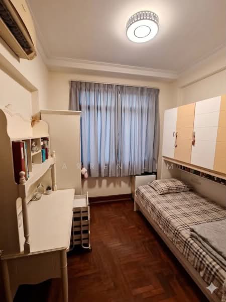 Parc Oasis, 39 Jurong East Avenue 1, 3 Bedrooms, 1,227 sqft, Condominium For Rent, by Darren Lim, 500106747 - Bedroom - PropertyGuru.com.sg