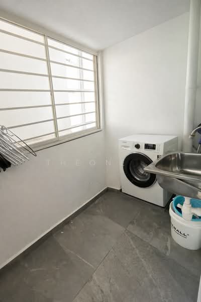 305B Punggol Road, 305B Punggol Road, 3 Bedrooms, 1,001 sqft, HDB Flat For Sale, by Theone ., 500106748 - Backyard - PropertyGuru.com.sg