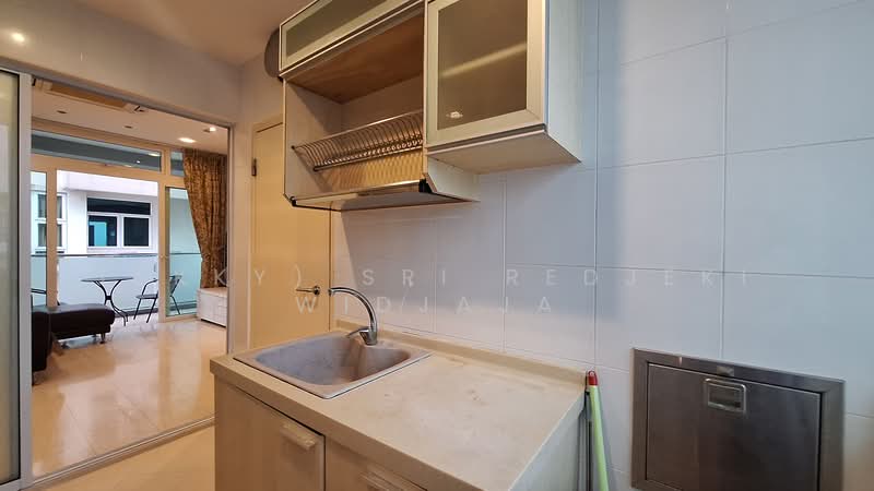 The Sunnidora, 46 Lor G Telok Kurau, 3 Bedrooms, 872 sqft, Condominium For Rent, by (Ekky) Sri Redjeki Widjaja, 500106758 - Kitchen - PropertyGuru.com.sg
