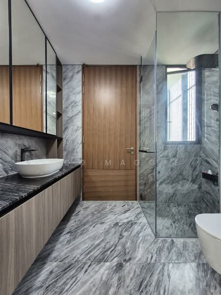 Grange 1866, 74 Grange Rd, 1 Bedroom, 527 sqft, Condominium For Rent, by Khoo Maggie, 500106778 - Bathroom - PropertyGuru.com.sg