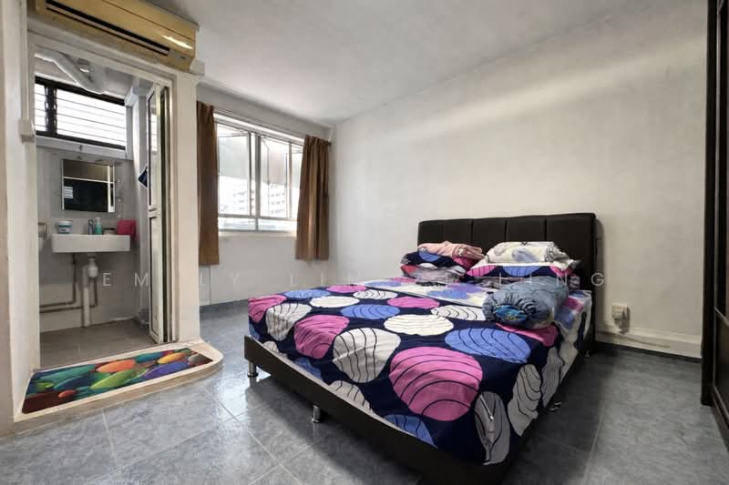 866 Yishun Street 81, 866 Yishun Street 81, 3 Bedrooms, 1,119 sqft, HDB Flat For Sale, by Emily Lim Zi Ling, 500106779 - Bedroom - PropertyGuru.com.sg