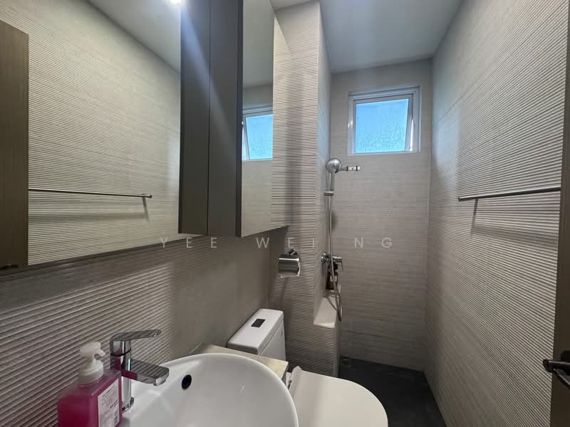 Proximo, 27 Robin Road, 3 Bedrooms, 1,119 sqft, Apartment For Sale, by Yee Wei Ng, 500106780 - Bathroom - PropertyGuru.com.sg