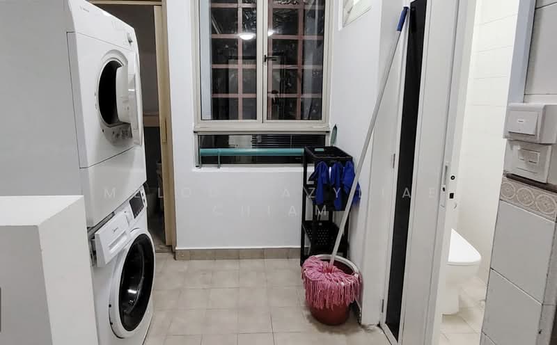 Maple Woods, 985 Bukit Timah Road, Room Rental, 120 sqft, Condominium For Rent, by Melody Azyliae Chiam, 500106784 - Bathroom - PropertyGuru.com.sg