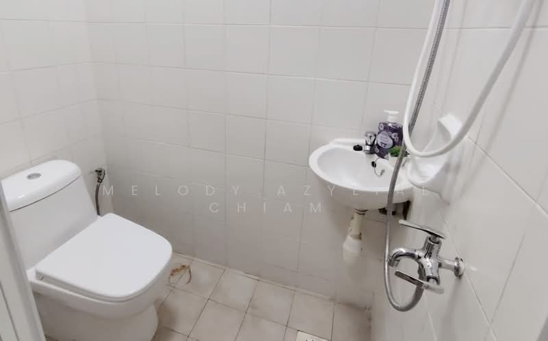 Maple Woods, 985 Bukit Timah Road, Room Rental, 120 sqft, Condominium For Rent, by Melody Azyliae Chiam, 500106784 - Bathroom - PropertyGuru.com.sg