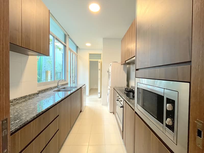 Whiteshores, Punggol 17th Avenue, 5 Bedrooms, 5,188 sqft, Cluster House For Rent, by Xavier Aw (欧伟廷), 500106786 - Kitchen - PropertyGuru.com.sg