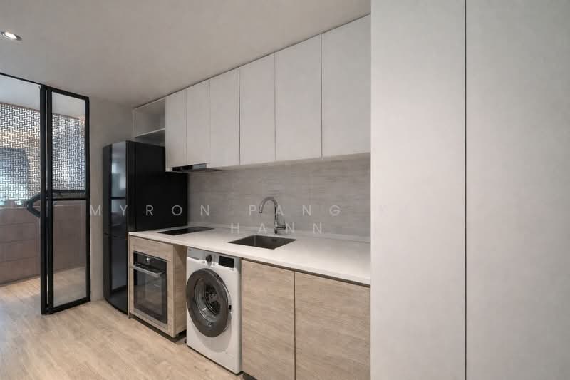 The Alps Residences, 109 Tampines Street 86, 2 Bedrooms, 689 sqft, Condominium For Sale, by Myron Pang Kian Hann, 500106806 - Kitchen - PropertyGuru.com.sg