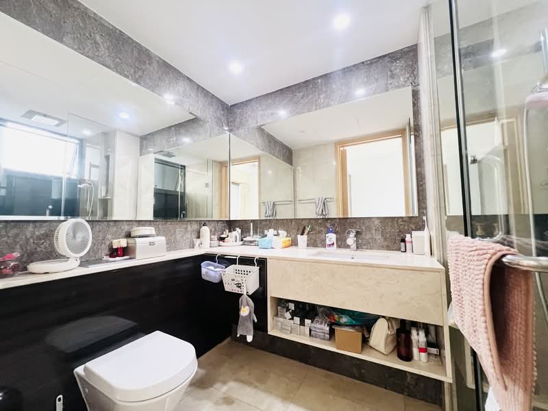 Commonwealth Towers, 230 Commonwealth Avenue, 3 Bedrooms, 1,033 sqft, Condominium For Rent, by Vernus Lou, 500106807 - Bathroom - PropertyGuru.com.sg