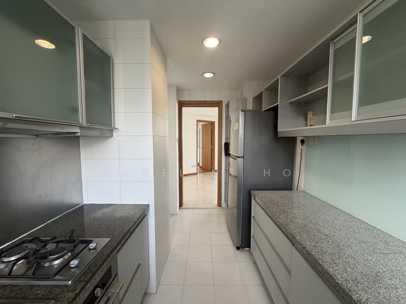 Urbana, 1 River Valley Close, 4 Bedrooms, 1,458 sqft, Condominium For Rent, by Angeline Ho, 500106815 - Kitchen - PropertyGuru.com.sg