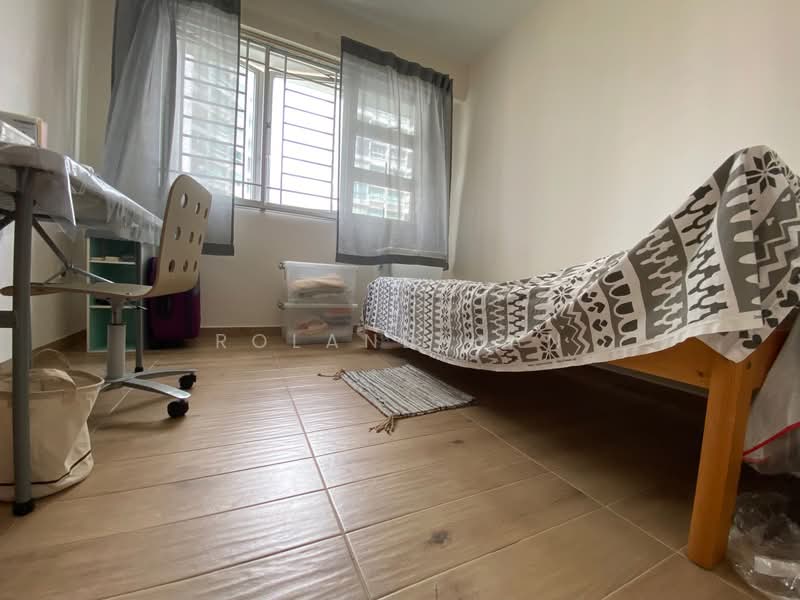 Cheng San Court, Ang Mo Kio Street 51, 2 Bedrooms, 732 sqft, HDB Flat For Sale, by Roland Han, 500106816 - Bedroom - PropertyGuru.com.sg