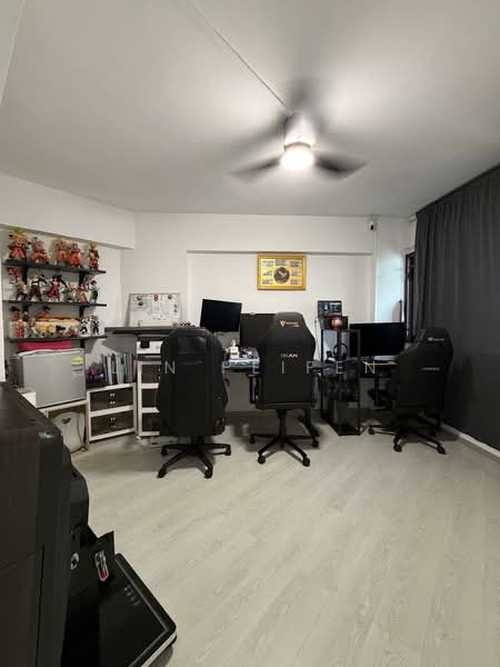 691A Choa Chu Kang Crescent, 691A Choa Chu Kang Crescent, 3 Bedrooms, 980 sqft, HDB Flat For Sale, by Lin Peifen, 500106820 - Study - PropertyGuru.com.sg