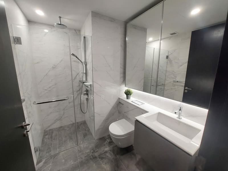 Midtown Bay, 120 Beach Road, 1 Bedroom, 409 sqft, Condominium For Rent, by Terri Lee, 500106822 - Bathroom - PropertyGuru.com.sg