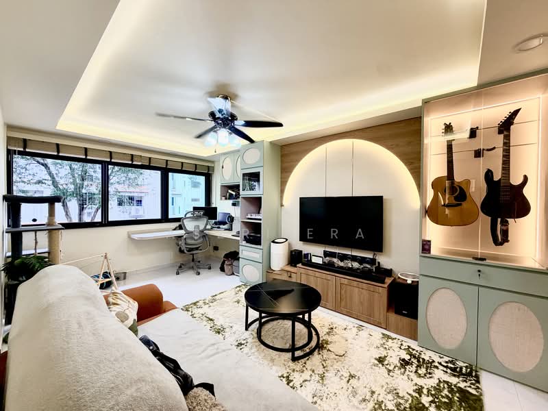 370 Tampines Street 34, 370 Tampines Street 34, 3 Bedrooms, 1,076 sqft, HDB Flat For Sale, by Aszri ERA, 500106831 - Living Room - PropertyGuru.com.sg