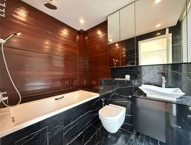 Cluny Park, Cluny Park, 6 Bedrooms, 8,888 sqft, Good Class Bungalow For Rent, by Vincent Lim, 500106833 - Bathroom - PropertyGuru.com.sg